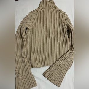 Theory 100% wool knit sweater